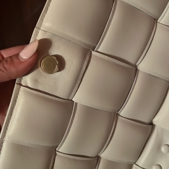 Bottega Veneta - Picture 9 of 15